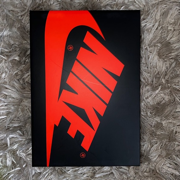 Jordan 1 “mocha” 🤎SOLD🤎 - Picture 4 of 6